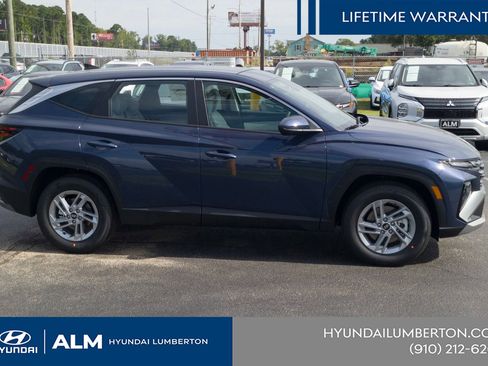 New 2026 Hyundai Tucson SE image 5