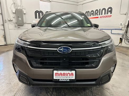 Used 2025 Subaru Forester Touring image 12