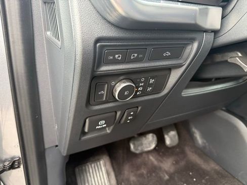 Used 2021 Ford F150 Lariat image 17