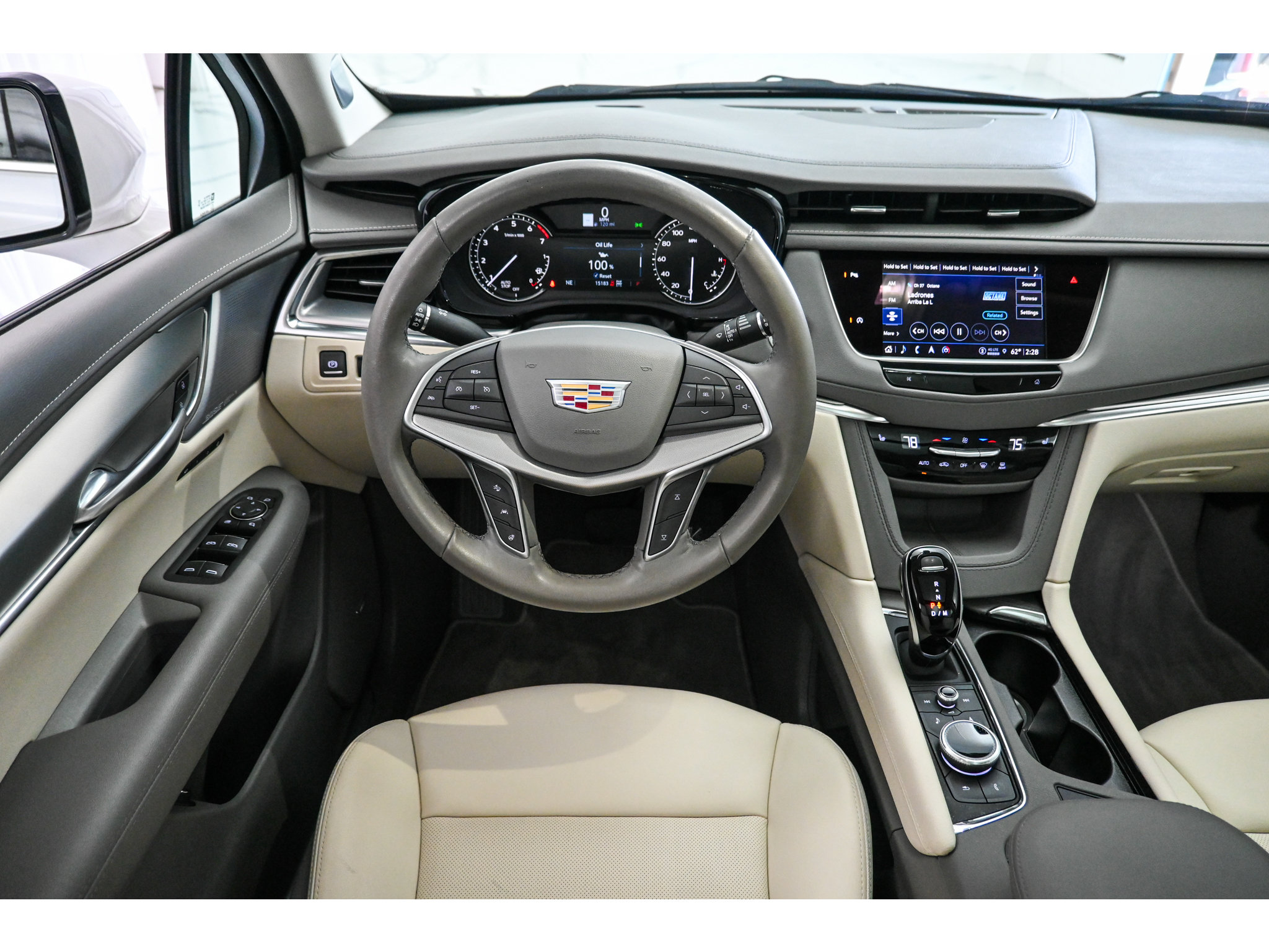 Used 2024 Cadillac XT5 Premium Luxury AWD/4WD image 28