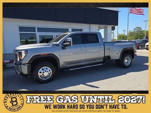 New 2026 GMC Sierra 3500 Denali w/ Denali Reserve Package AWD/4WD image 1