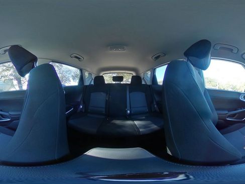 Used 2025 Kia Soul LX w/ LX Technology Package image 36