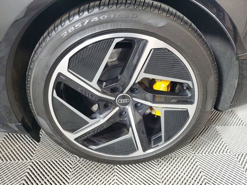 Used 2024 Audi RS e-tron GT w/ Carbon Performance Package AWD/4WD image 11