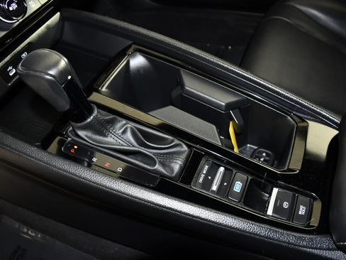 Used 2024 Honda Accord Sport image 31