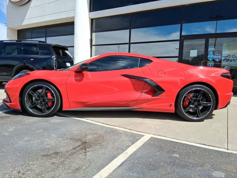 Used 2020 Chevrolet Corvette Stingray Premium Cpe w/ 3LT Preferred Equipment Group RWD image 2