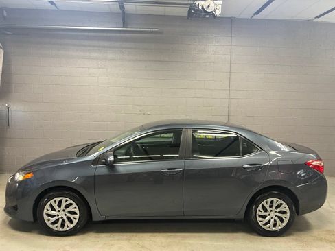 Used 2019 Toyota Corolla LE FWD image 30