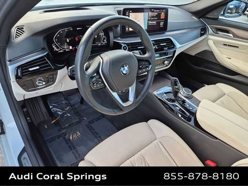 Used 2021 BMW 530e w/ Premium Package image 2