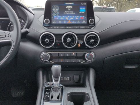 Certified 2025 Nissan Sentra SV FWD image 21