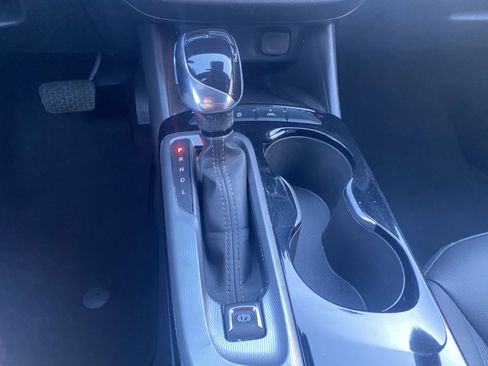 Used 2024 Buick Envista Sport Touring image 25