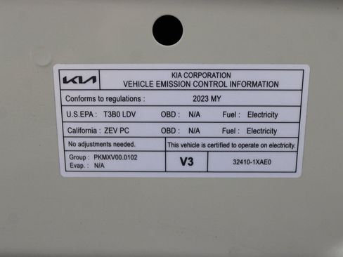 Used 2023 Kia EV6 Wind w/ Wind Technology Package RWD image 22