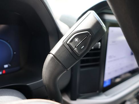 Used 2025 Ford F150 XL RWD image 22
