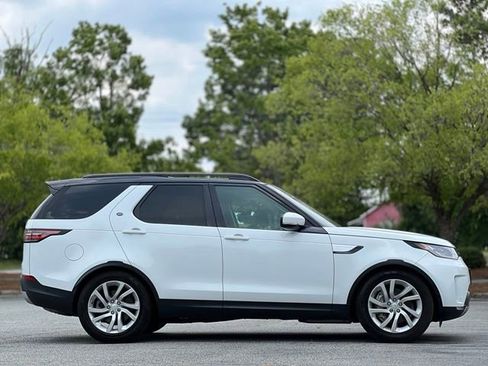 Used 2019 Land Rover Discovery HSE AWD/4WD image 4