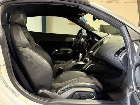 Used 2014 Audi R8 V8 AWD/4WD image 24
