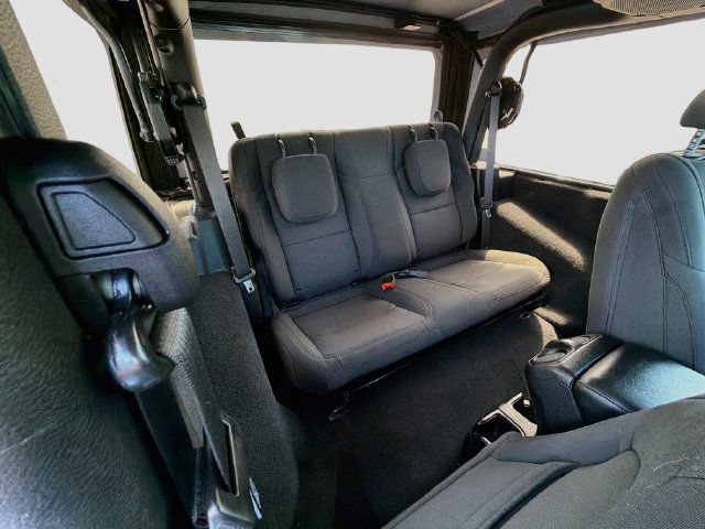 Used 2021 Jeep Wrangler Sport AWD/4WD image 28