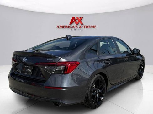 Used 2024 Honda Civic Sport image 5