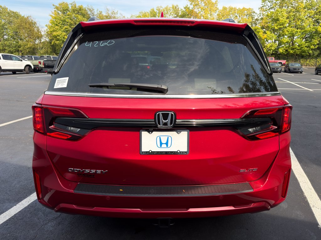 New 2027 Honda Odyssey Elite image 4