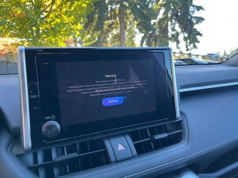 Used 2025 Toyota RAV4 LE image 21