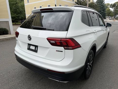 Used 2021 Volkswagen Tiguan SE w/ Panoramic Sunroof Package AWD/4WD image 6