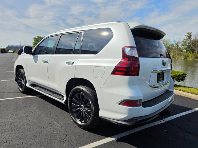 Used 2022 Lexus GX 460 Premium w/ Accessory Package AWD/4WD image 9