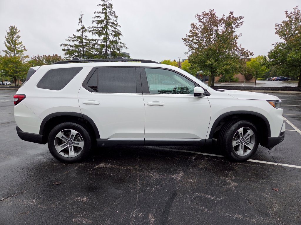 Certified 2024 Honda Pilot EX-L image 24