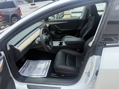 Used 2023 Tesla Model 3 Standard Range RWD image 7