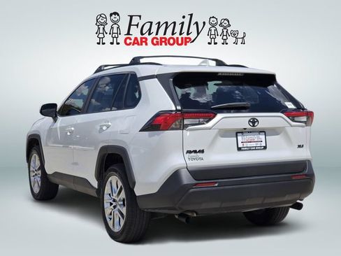 Used 2025 Toyota RAV4 XLE Premium FWD image 3