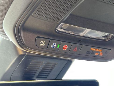 New 2025 Chevrolet Equinox LT w/ Safety and Technology Package image 23