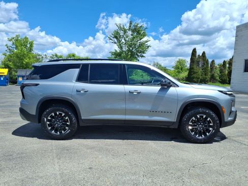 Used 2026 Chevrolet Traverse Z71 w/ Driver Confidence Package AWD/4WD image 7