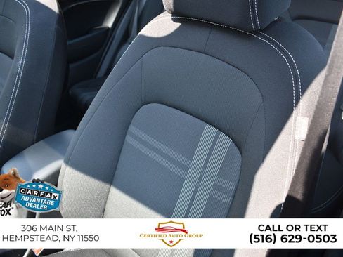 Used 2026 Hyundai Venue SEL FWD image 11