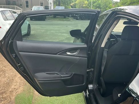 Used 2019 Honda Civic LX image 17