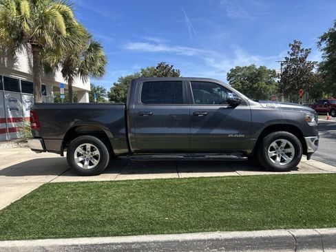 Used 2023 RAM 1500 Laramie RWD image 4