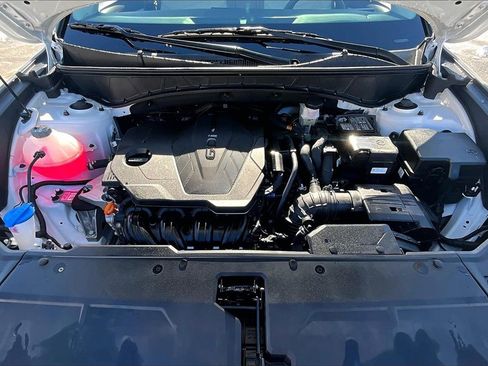 Used 2025 Hyundai Tucson SE image 10