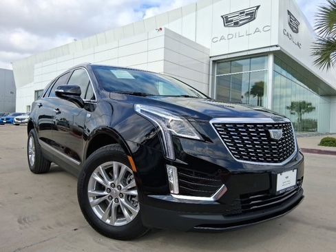 Used 2025 Cadillac XT5 Luxury w/ LPO, Floor Liner Package image 1