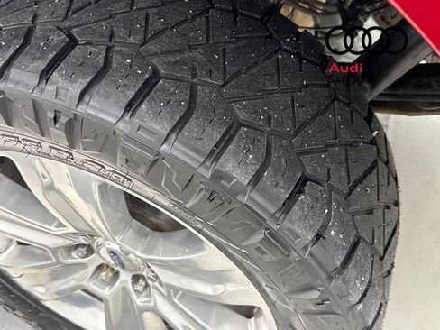 Used 2016 Ford F150 Platinum w/ Equipment Group 701A Luxury image 7