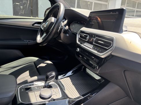 Used 2024 BMW X3 sDrive30i w/ M Sport Package RWD image 22