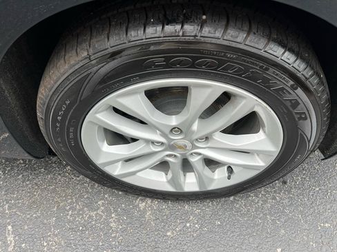 Used 2017 Chevrolet Malibu Hybrid FWD image 21