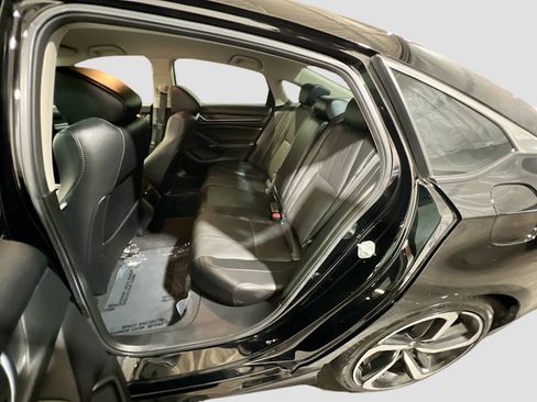 Used 2021 Honda Accord Sport Special Edition image 16