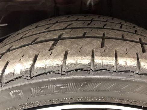 Used 2017 Toyota Corolla SE w/ Carpet Mat Package (TMS) image 28