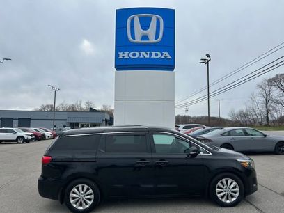 Used 2015 Kia Sedona EX