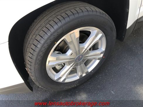 Used 2017 GMC Terrain SLE FWD image 25