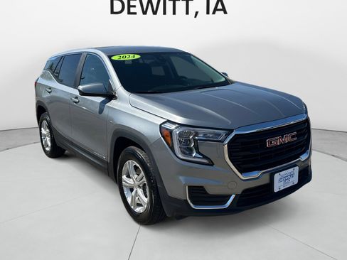 Used 2024 GMC Terrain SLE AWD/4WD image 7