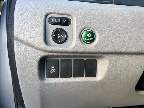 Used 2017 Honda Pilot EX-L image 10