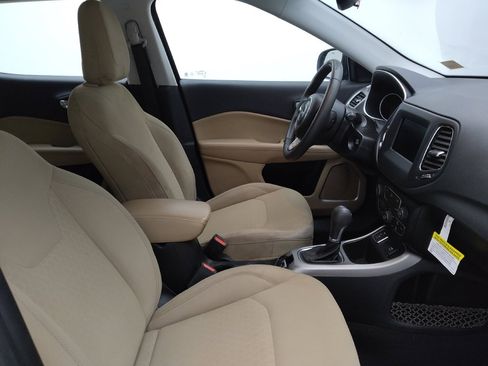 Used 2020 Jeep Compass Sport w/ Tech Group FWD image 21