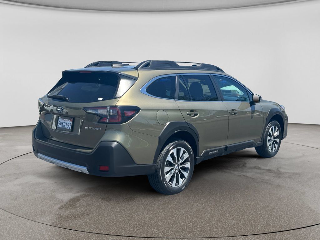 Used 2024 Subaru Outback Limited AWD/4WD image 5