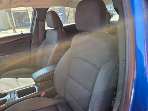 Used 2016 Chevrolet Cruze LT w/ Convenience Package FWD image 19