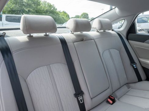Used 2016 Hyundai Sonata SE FWD image 29