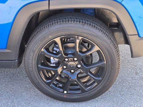 New 2026 Jeep Compass Latitude image 14