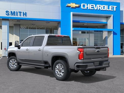 New 2026 Chevrolet Silverado 2500 High Country w/ High Country Premium Package AWD/4WD image 3