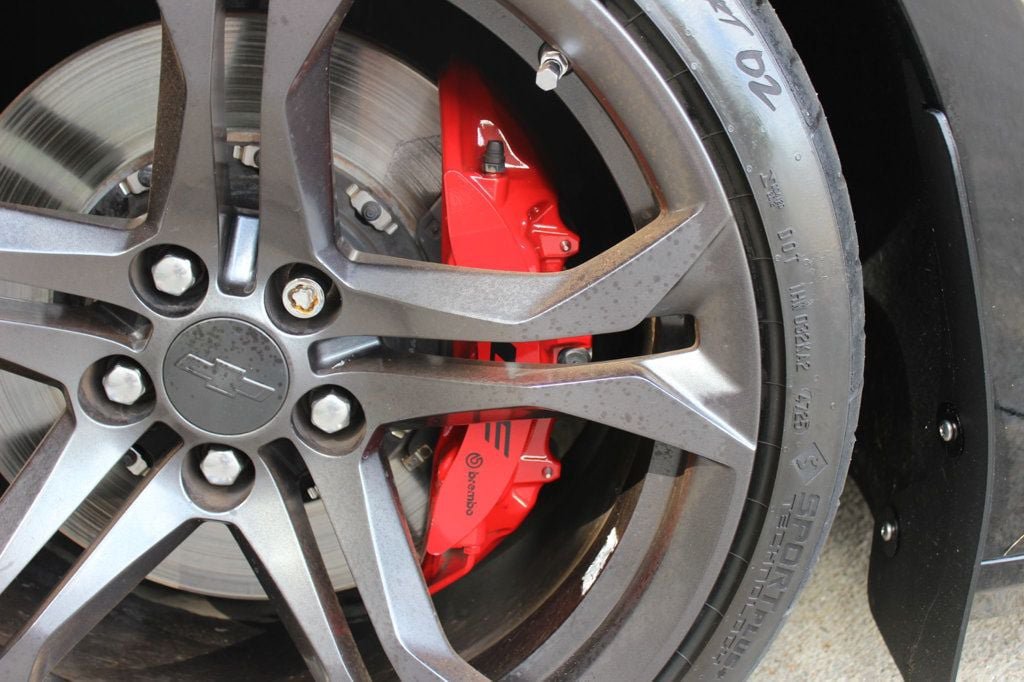 Used 2019 Chevrolet Camaro SS RWD image 33