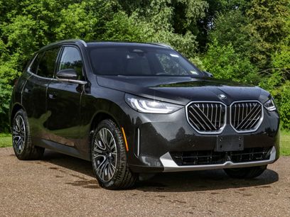 New 2025 BMW X3 xDrive30i w/ Premium Package